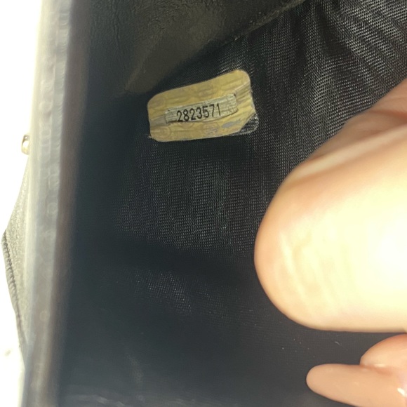 Chanel CC Logo Wallet - Picture 6 of 8